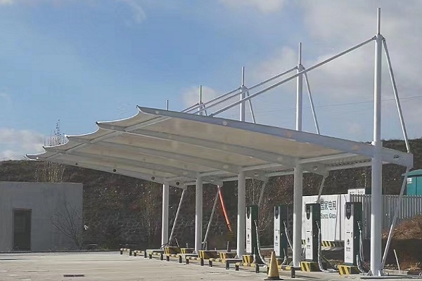 山西高速服务区充电桩车棚