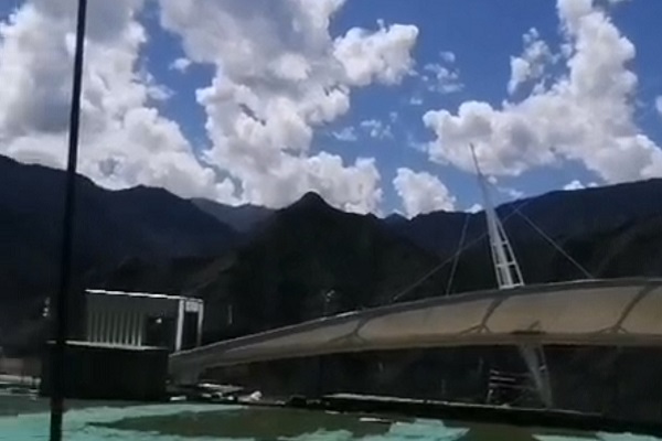 西藏响箭公园膜结构主席台